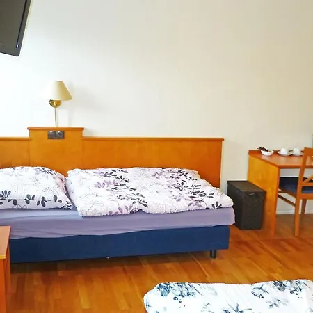 Messe-zimmer Tus-treff Accommodatie bij particulieren *
